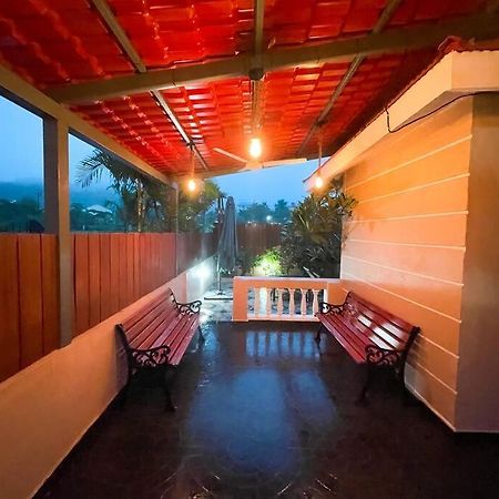 Corner House, Lonavla By Meheru-4 Bhk Villa With Pool ภายนอก รูปภาพ