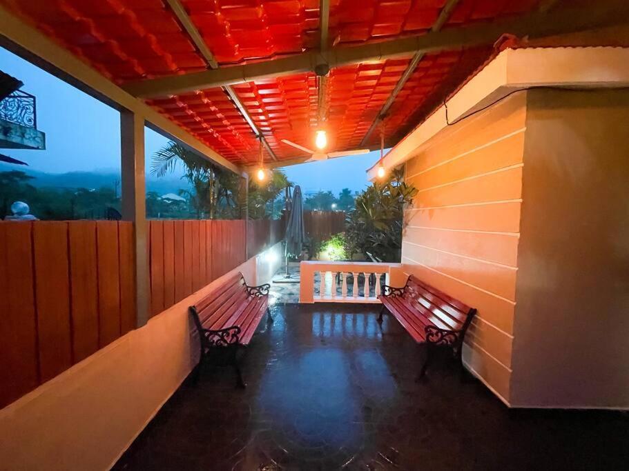 Corner House, Lonavla By Meheru-4 Bhk Villa With Pool ภายนอก รูปภาพ